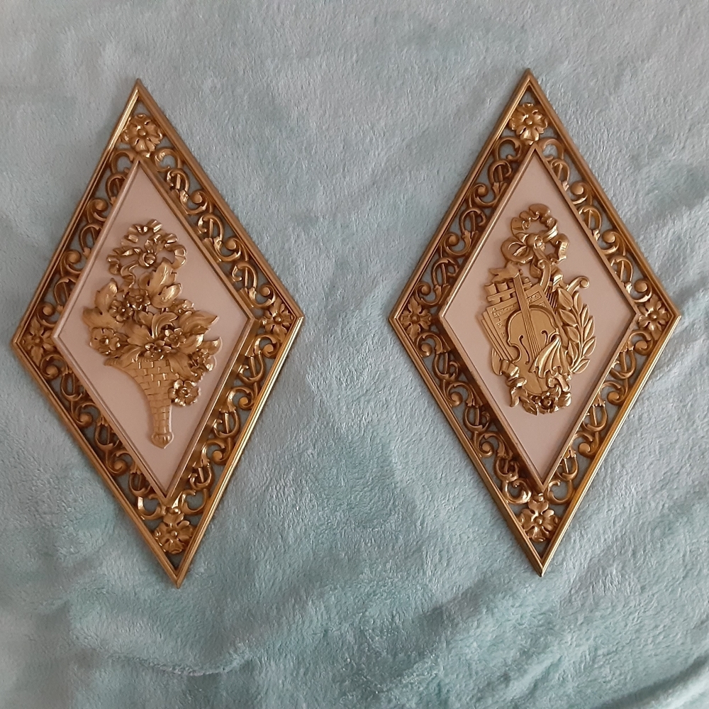 Vintage-inspired wall hangings